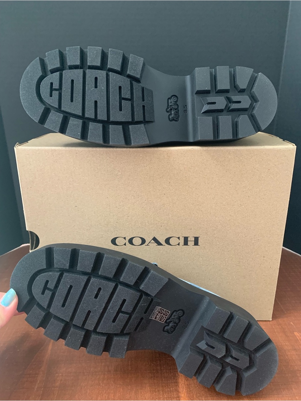 NEW In Box COACH Women's Lucy Lug Sole In Signature Denim Indigo Size 8.5 CDF78 - Picture 11 of 12
